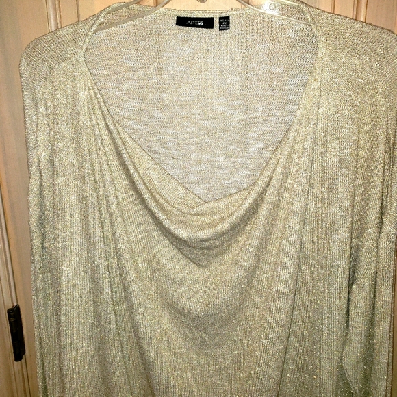 Apt. 9 Sweaters - Gold shimmering plus sz 2X Apt 9 NWT sweater
